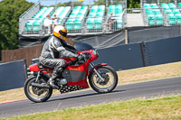 cadwell-park;cadwell-park-photographs;cadwell-trackday-photographs;enduro-digital-images;event-digital-images;eventdigitalimages;peter-wileman-photography;racing-digital-images;trackday-digital-images;trackday-photos